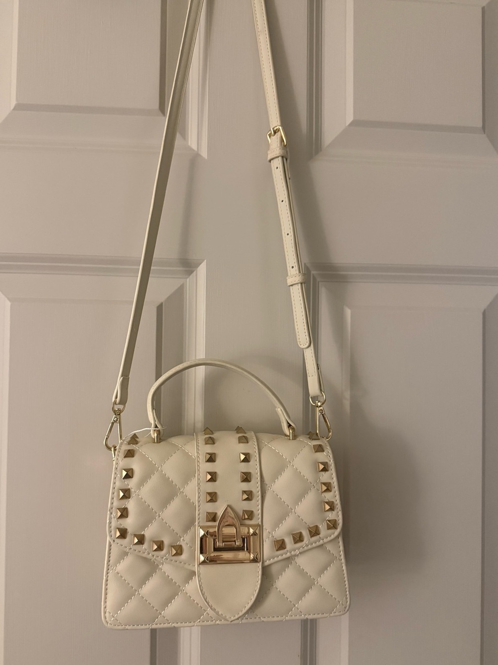 Hand bag